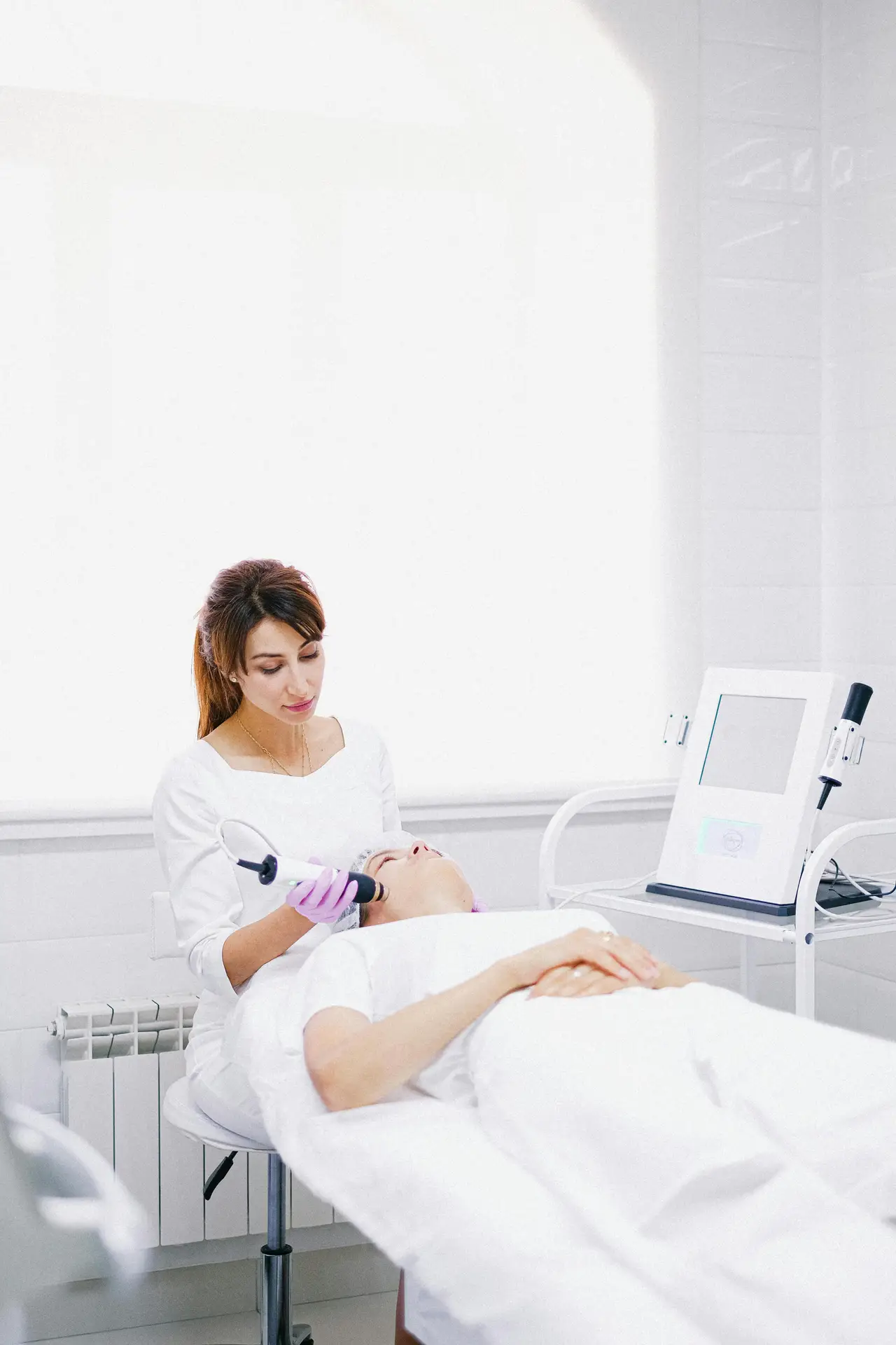 the-complete-guide-to-laser-treatments-transform-your-skin-with-light-based-technology
